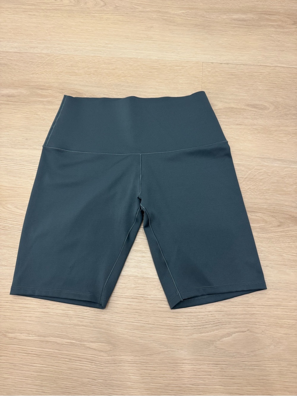 Oysho High Rise Biker Shorts Size M